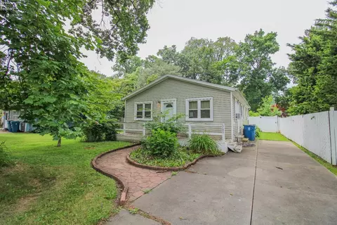 705 Taylor Ave, Huron, OH 44839