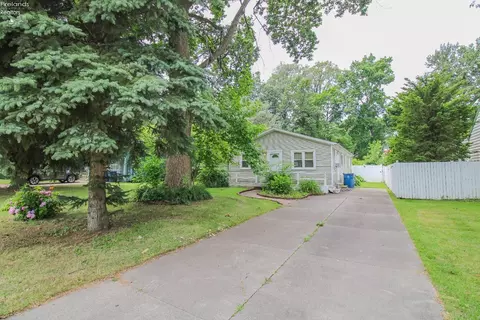 705 Taylor Ave, Huron, OH 44839 photo 4
