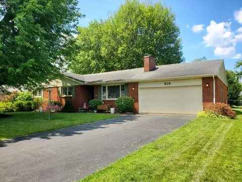 318 Warrington Ave, Findlay, OH 45840