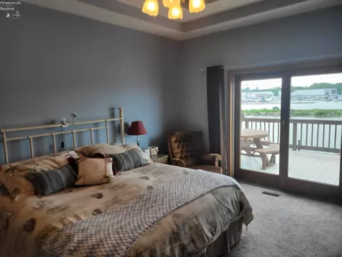 Bedroom - 5499 E Mistic Bay Blvd, Marblehead, OH 43440 photo 1 of 10