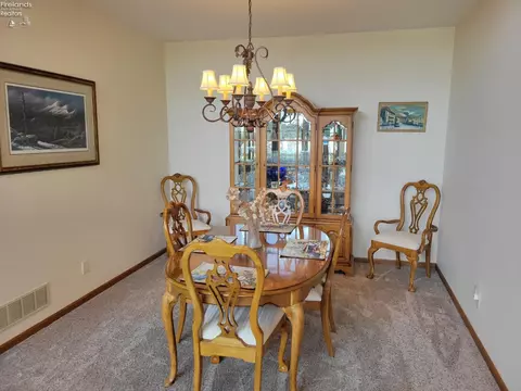 Dining - 5499 E Mistic Bay Blvd, Marblehead, OH 43440 photo 2 of 3
