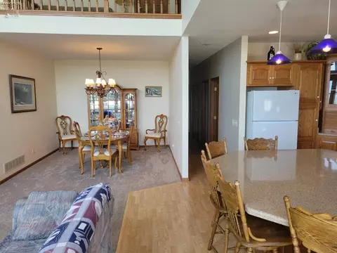 Dining - 5499 E Mistic Bay Blvd, Marblehead, OH 43440 photo 1 of 3