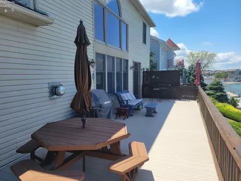 Exterior - 5499 E Mistic Bay Blvd, Marblehead, OH 43440 photo 3 of 3