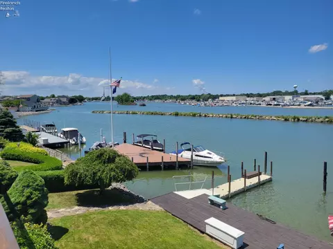 View/Area - 5499 E Mistic Bay Blvd, Marblehead, OH 43440 photo 12 of 14