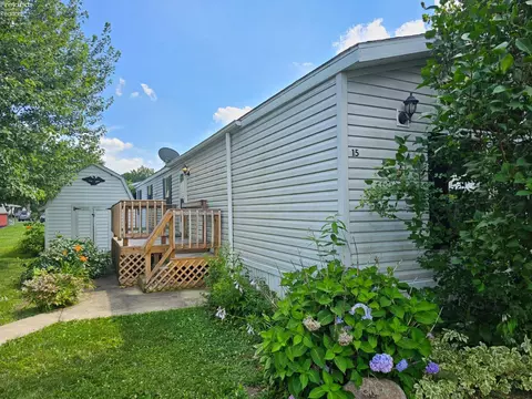 863 E Peru Olena Rd #15, Norwalk, OH 44857