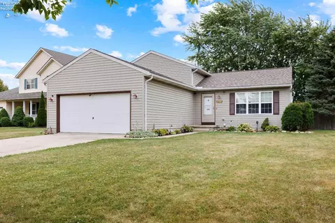 222 Bayberry, Elyria, OH 44035