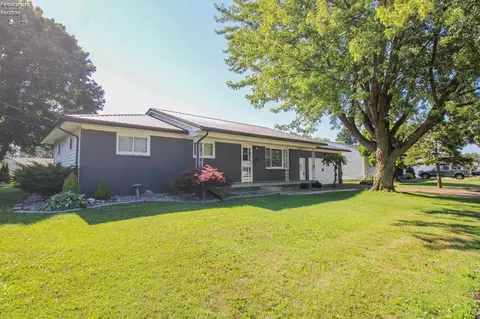219 Brinker St, Bellevue, OH 44811 photo 5