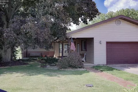 1205 Riverside Dr, Huron, OH 44839