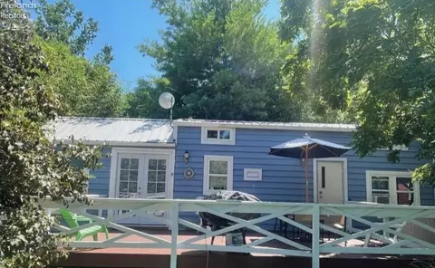 1233 Fox Rd #13, Middle Bass, OH 43446