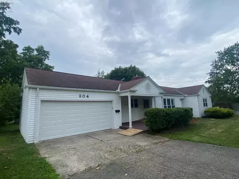 Exterior - 604 Euclid St, Willard, OH 44890 photo 4 of 5