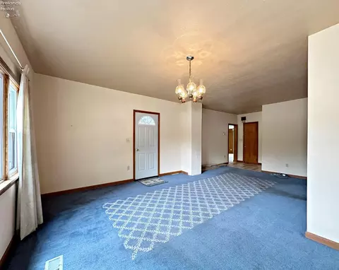 199 E Davis St, Tiffin, OH 44883 photo 14