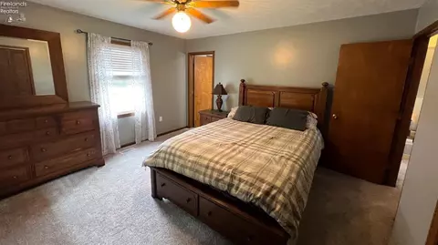 Bedroom - 3227 Fern Rd, Willard, OH 44890 photo 3 of 7