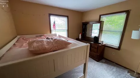 Bedroom - 3227 Fern Rd, Willard, OH 44890 photo 4 of 7