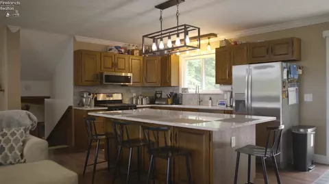 Kitchen - 3227 Fern Rd, Willard, OH 44890 photo 2 of 2