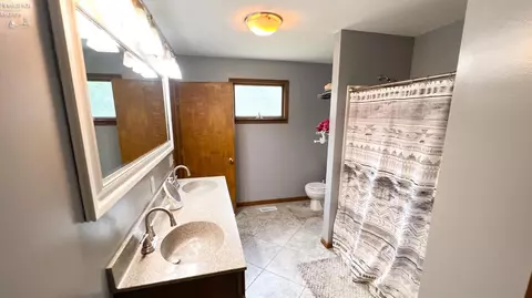 Bath - 3227 Fern Rd, Willard, OH 44890 photo 2 of 2