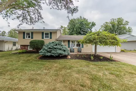 2808 Monticello Ln, Sandusky, OH 44870