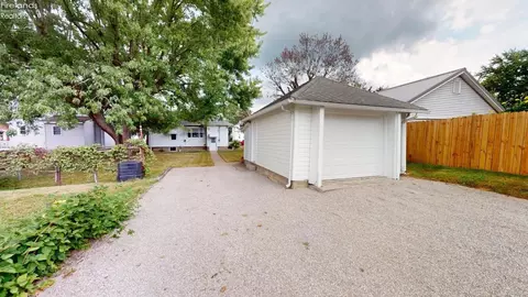 734 Park St, Willard, OH 44890 photo 7