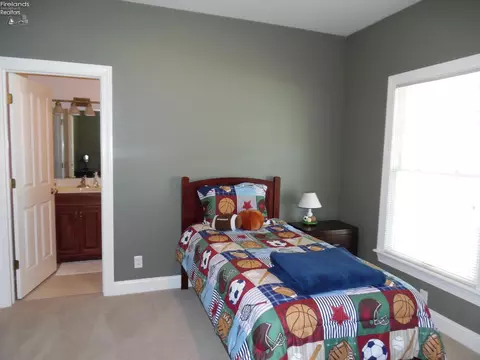 709 Kennedy Dr, Willard, OH 44890 photo 24
