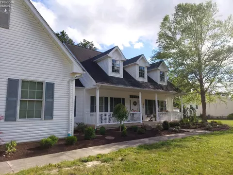 709 Kennedy Dr, Willard, OH 44890 photo 3
