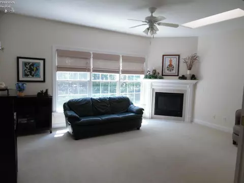 709 Kennedy Dr, Willard, OH 44890 photo 12