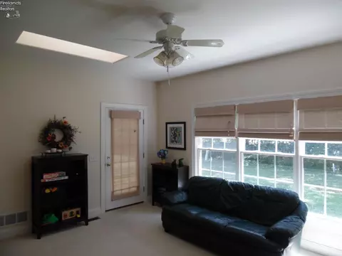 709 Kennedy Dr, Willard, OH 44890 photo 13