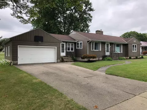 811 S Myrtle Ave, Willard, OH 44890