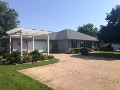 Exterior - 911 Bogart Rd, Huron, OH 44839 photo 14 of 29