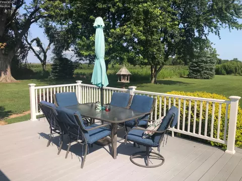 Exterior - 911 Bogart Rd, Huron, OH 44839 photo 28 of 29