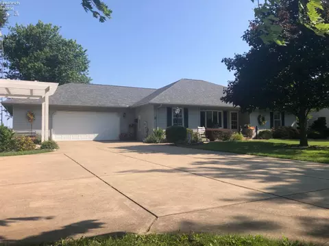 Exterior - 911 Bogart Rd, Huron, OH 44839 photo 22 of 29