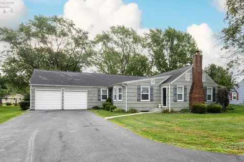1905 Tiffin Rd, Fremont, OH 43420