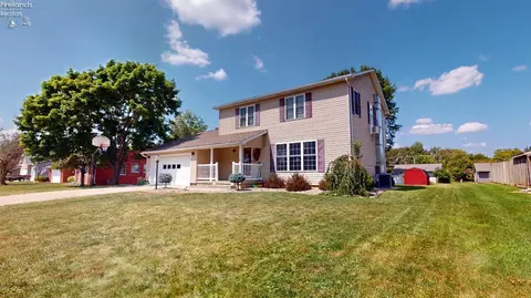 576 Butte St, Willard, OH 44890
