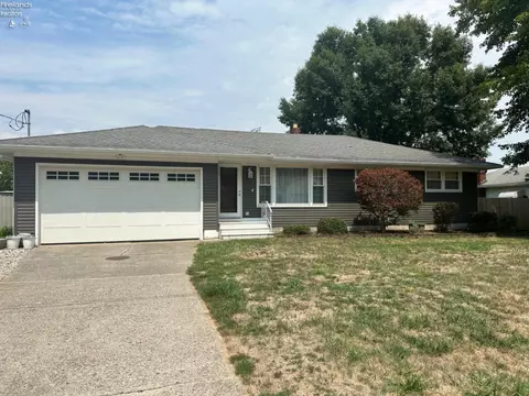 42058 Debra Dr, Elyria, OH 44035