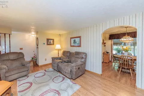824 Strowbridge Dr, Huron, OH 44839 photo 10