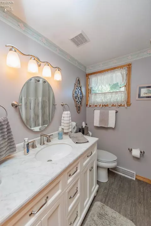 824 Strowbridge Dr, Huron, OH 44839 photo 27