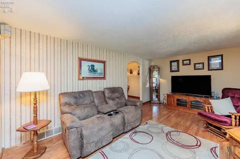 824 Strowbridge Dr, Huron, OH 44839 photo 9