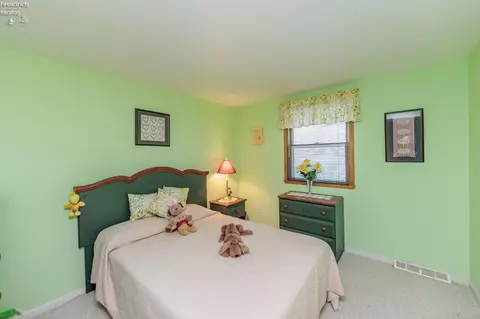 824 Strowbridge Dr, Huron, OH 44839 photo 26