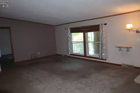 2401 Collins Rd, Collins, OH 44826 photo 14
