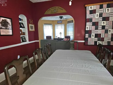 Dining - 144 Benedict Ave, Norwalk, OH 44857 photo 2 of 3