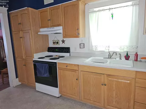 Kitchen - 144 Benedict Ave, Norwalk, OH 44857 photo 2 of 2
