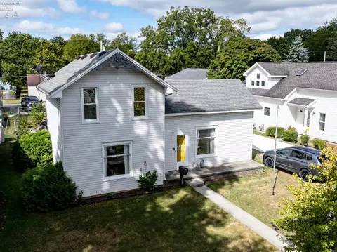 908 Main St, Genoa, OH 43430