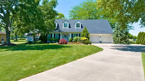 819 Maple Ave, Sandusky, OH 44870