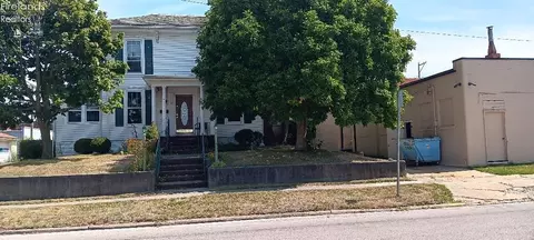 15 Dale Ave, Willard, OH 44890