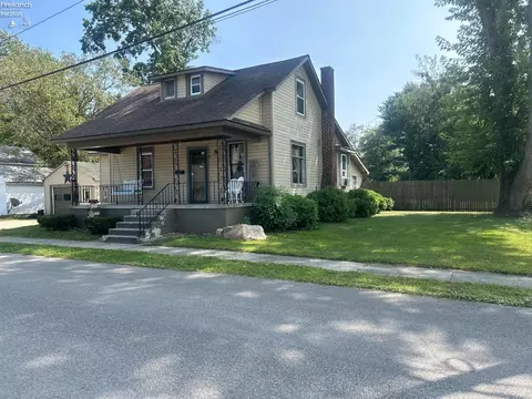 10 E Harkness St, Norwalk, OH 44857 photo 2