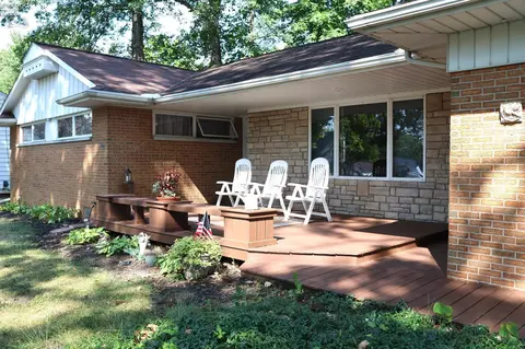 Exterior - 715 Maplewood St, Willard, OH 44890 photo 1 of 12