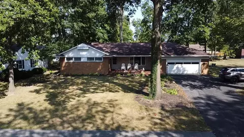 Exterior - 715 Maplewood St, Willard, OH 44890 photo 11 of 12