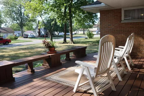 Exterior - 715 Maplewood St, Willard, OH 44890 photo 3 of 12