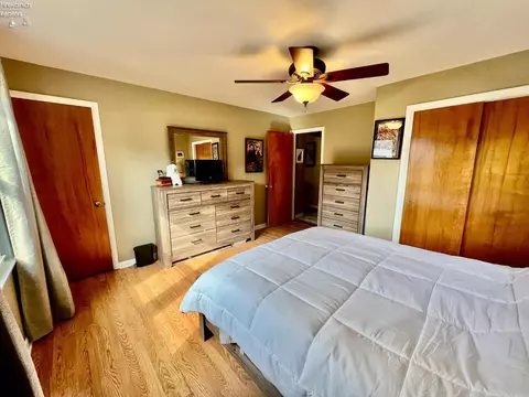 Bedroom - 524 Washington Ave, Huron, OH 44839 photo 2 of 6