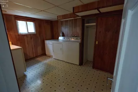 Other - 720 Gloucester, Huron, OH 44839 photo 3 of 7
