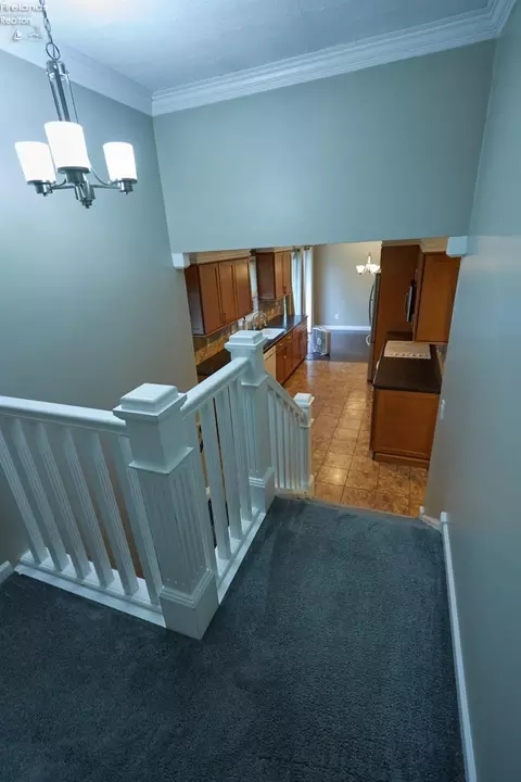 Entry Way - 720 Gloucester, Huron, OH 44839 photo 4 of 4