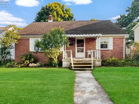 329 Union St, Bellevue, OH 44811